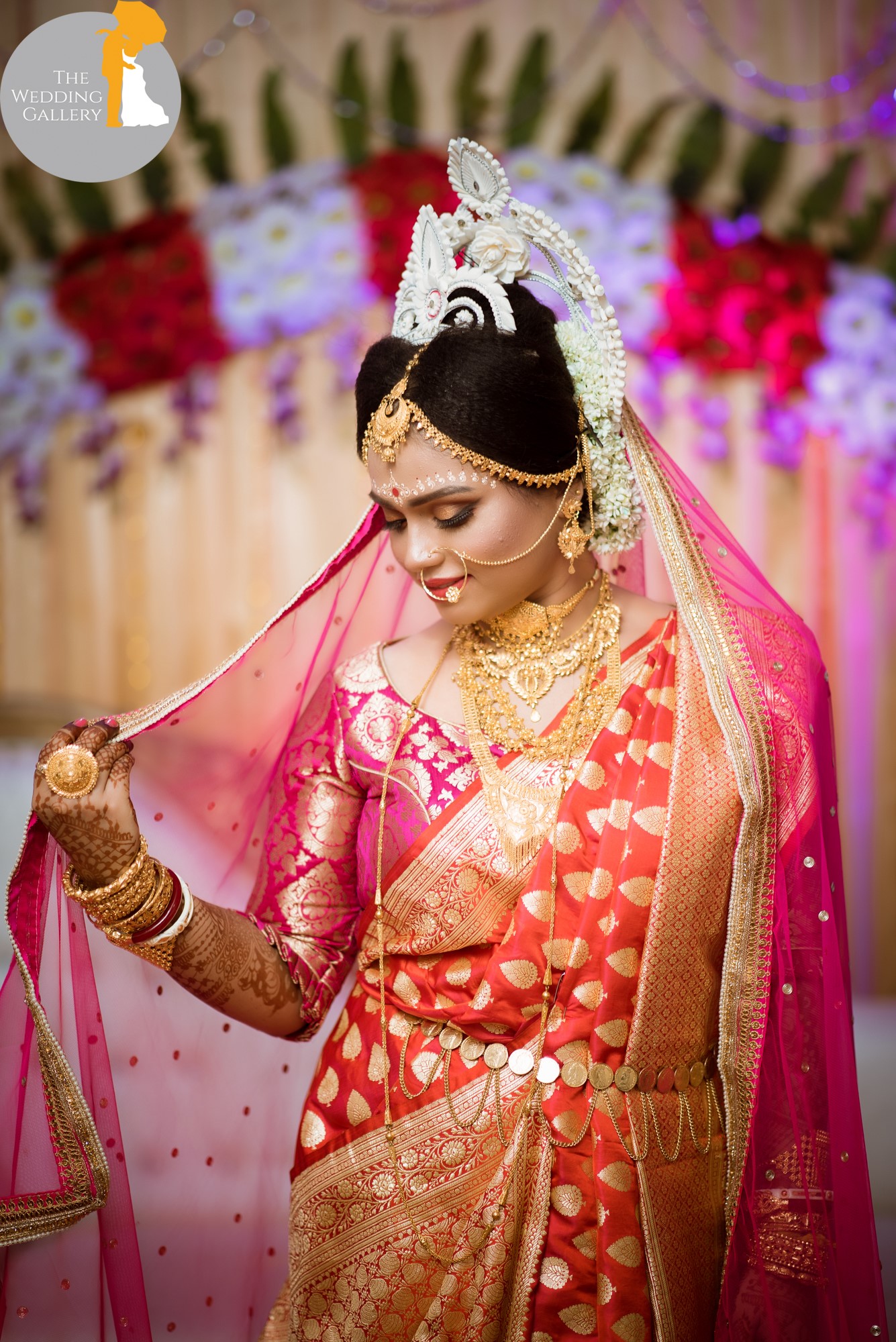 Bengali bride 2024 in pink benarasi